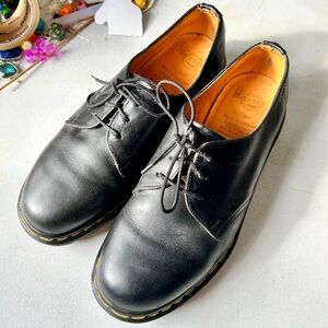 Never Worn Dr. Martens Black Leather Oxfords